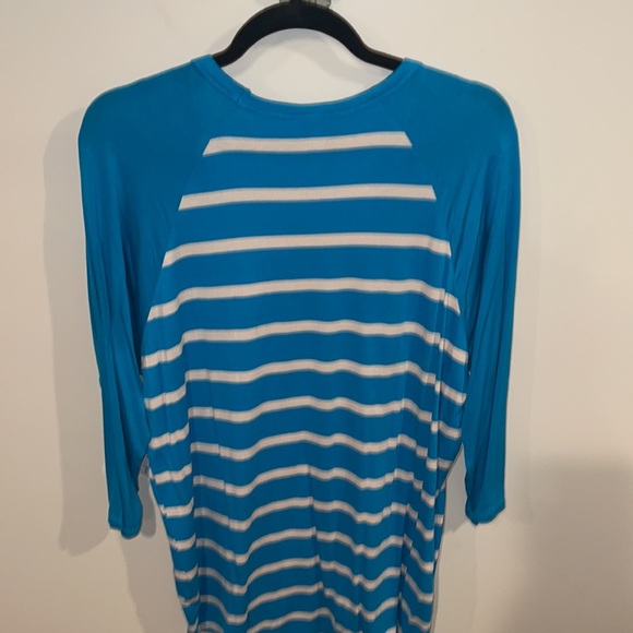 Lularoe Randy baseball t top size XL - Picture 2 of 4
